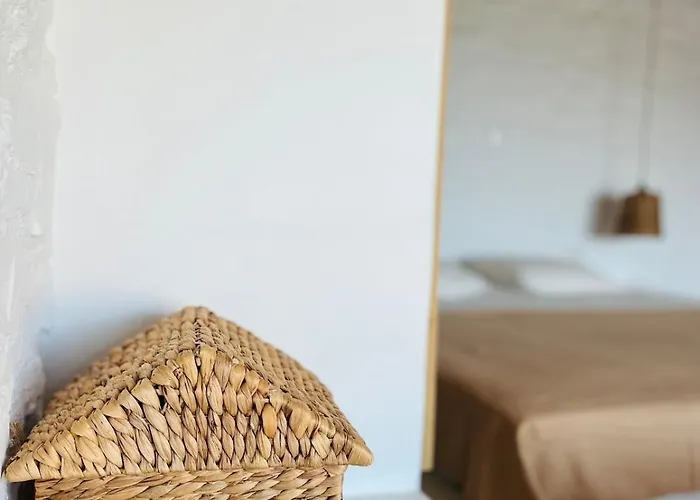 فيلة Kythnian Retreat