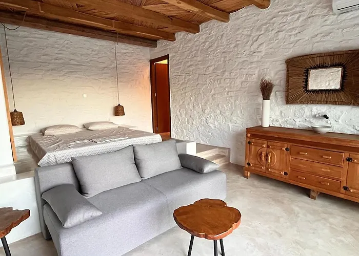 Kythnian Retreat فيلة كيثنوس